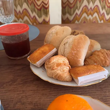 Maison Luard Bed & Breakfast 3*